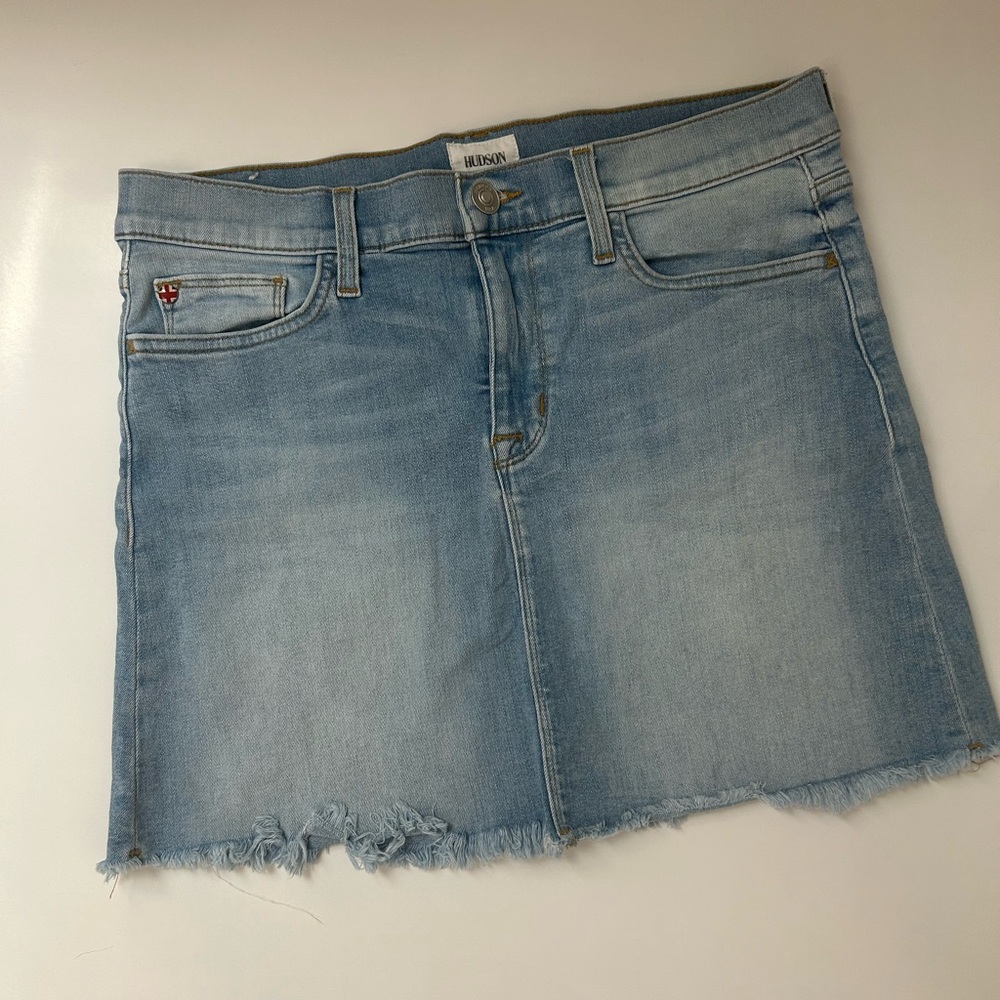 Hudson Denim Mini sz 29